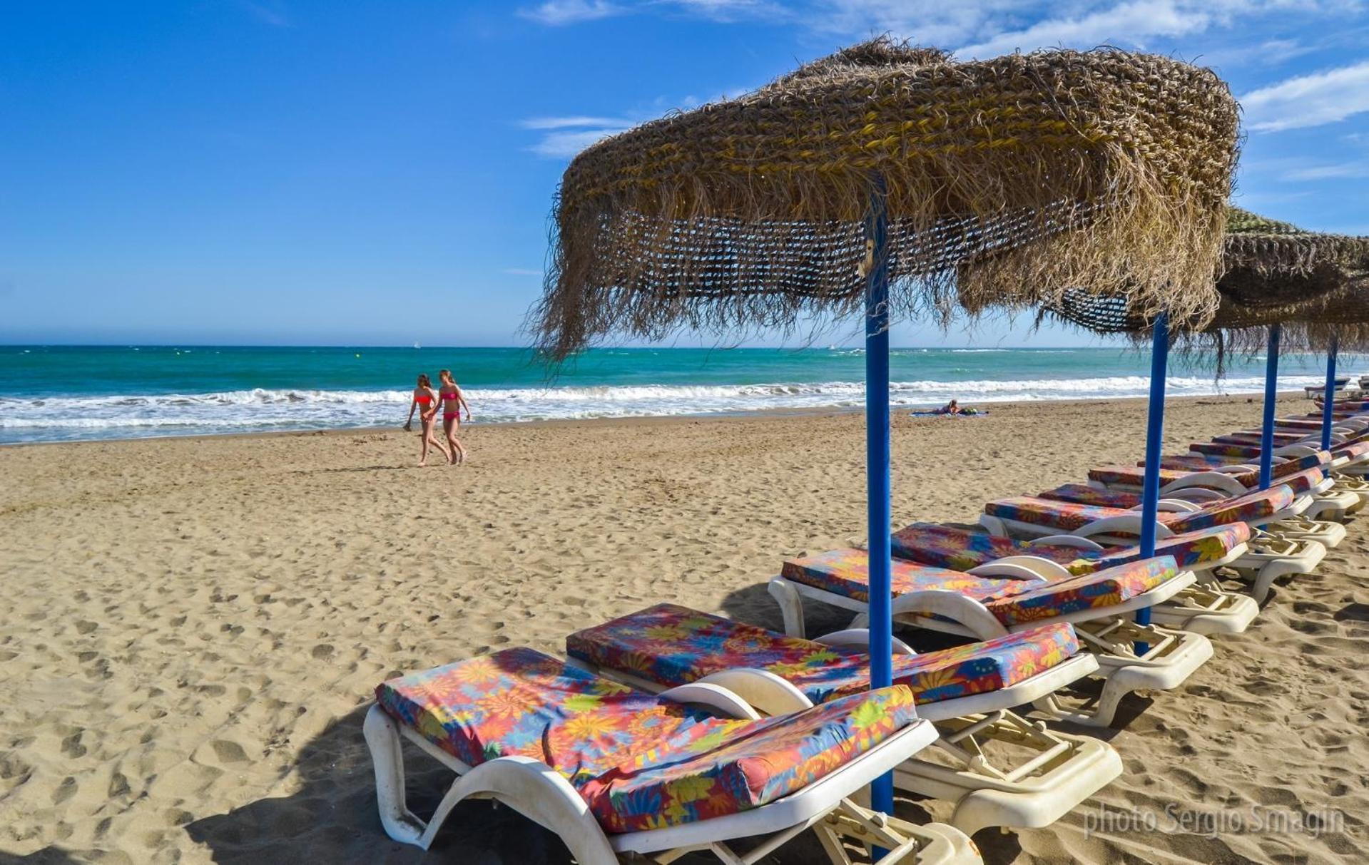 714 Iris Apartamento - Vista Al Mar - Cerca De Tren, Restaurantes, Tiendas - Playa A 10 Min Caminando Бенальмадена Екстер'єр фото
