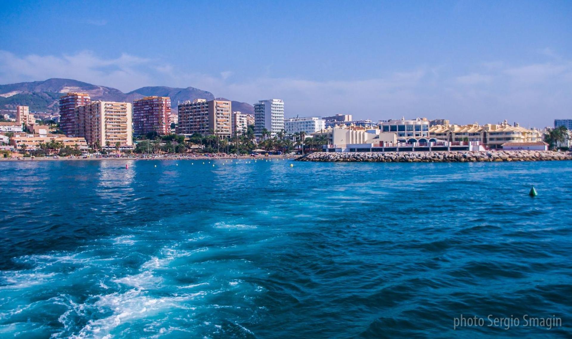 714 Iris Apartamento - Vista Al Mar - Cerca De Tren, Restaurantes, Tiendas - Playa A 10 Min Caminando Бенальмадена Екстер'єр фото