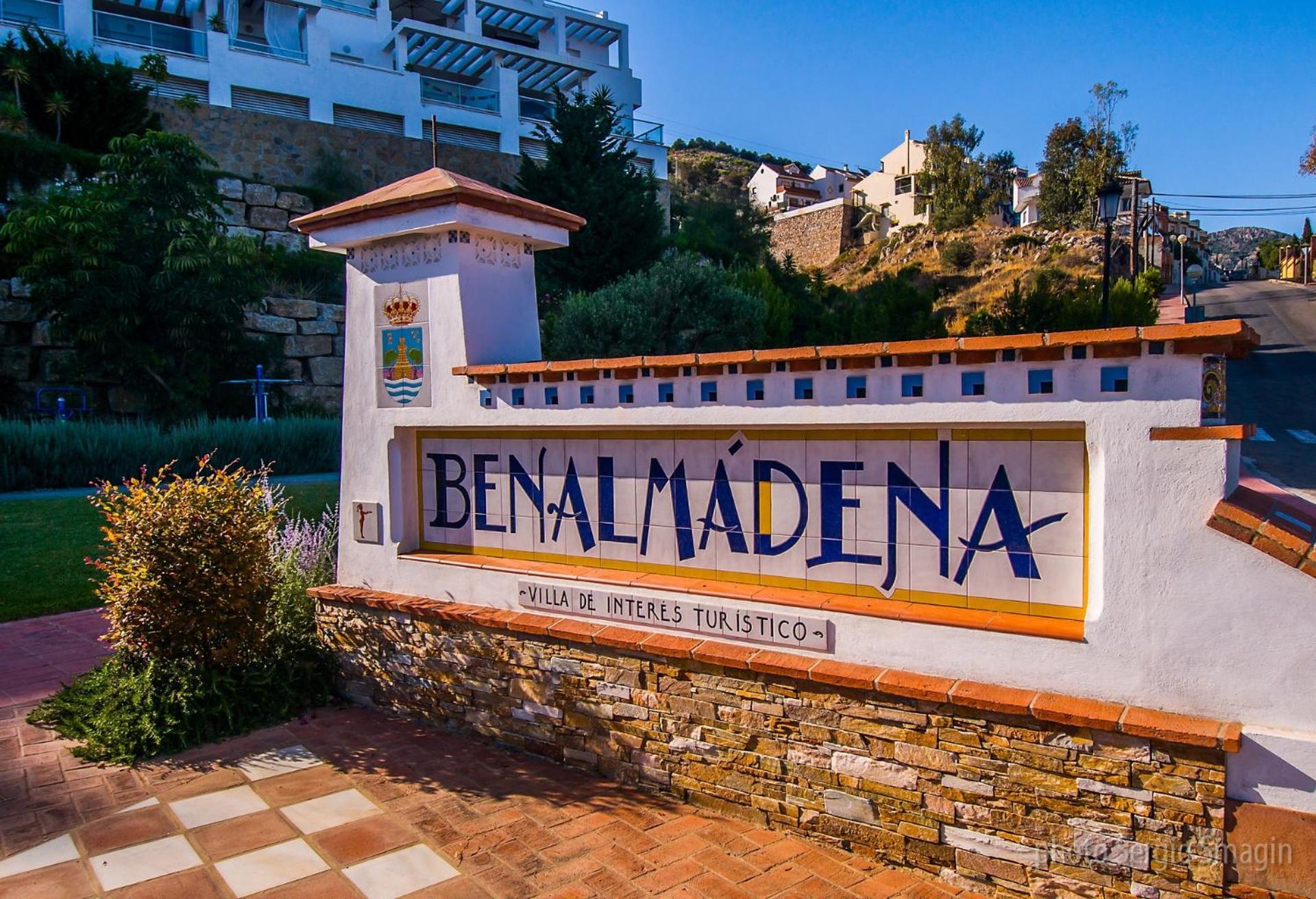 714 Iris Apartamento - Vista Al Mar - Cerca De Tren, Restaurantes, Tiendas - Playa A 10 Min Caminando Бенальмадена Екстер'єр фото